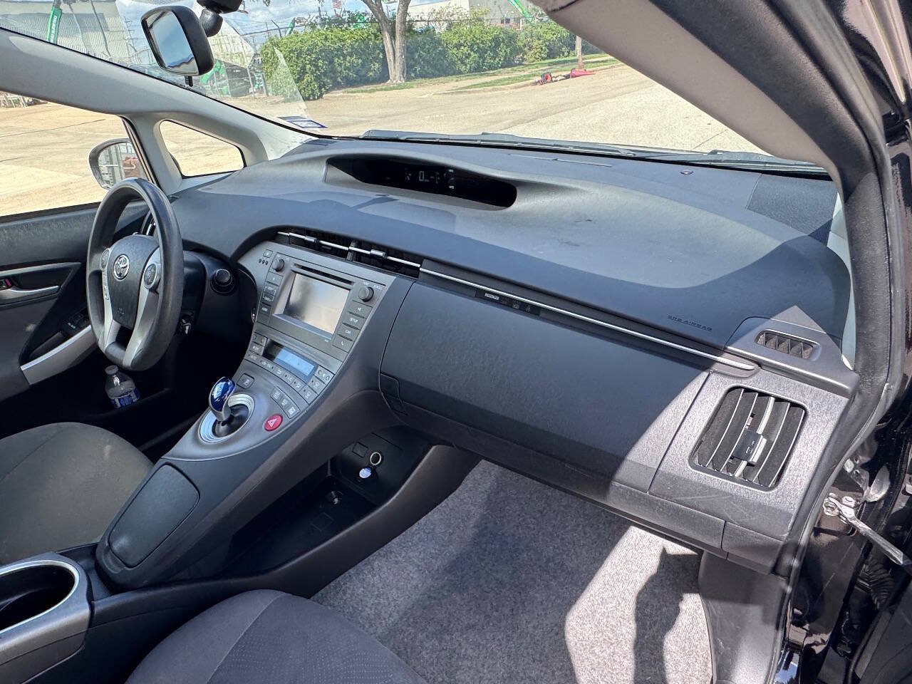 Used 2015 Toyota Prius Two FWD image 12