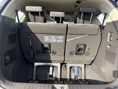 New 2026 Kia Carnival SX w/ SX Dark Edition Package image 17