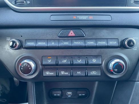 Used 2020 Kia Sportage LX image 27