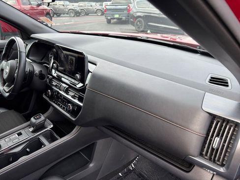 Used 2023 Nissan Pathfinder Rock Creek AWD/4WD image 27