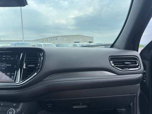 Used 2022 Dodge Durango GT AWD/4WD image 17