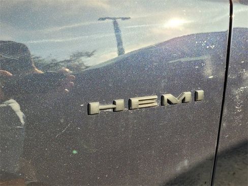 Certified 2024 Dodge Durango R/T w/ Blacktop Package image 5