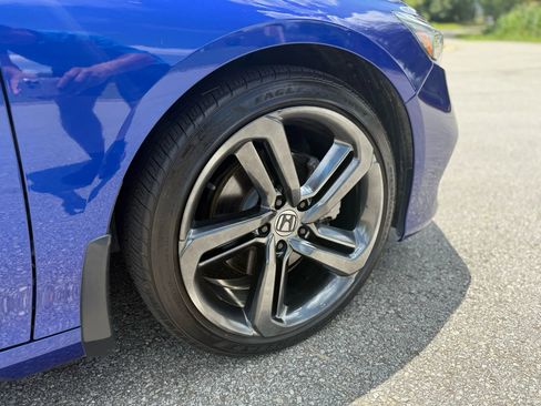 Used 2019 Honda Accord Sport image 11