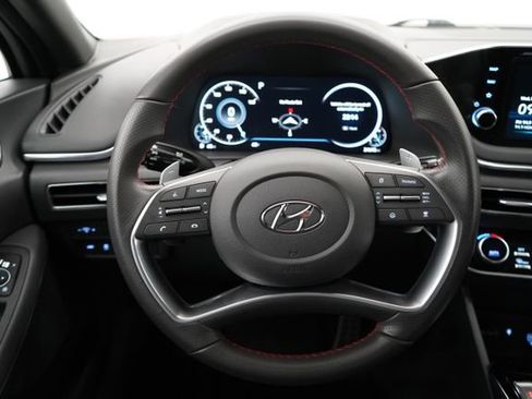 Used 2022 Hyundai Sonata SEL Plus image 17