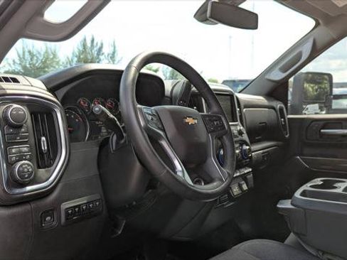 Used 2023 Chevrolet Silverado 2500 LT w/ Convenience Package AWD/4WD image 19