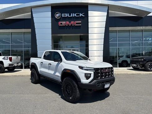 New 2025 GMC Canyon AT4 w/ AT4X AEV Edition image 2