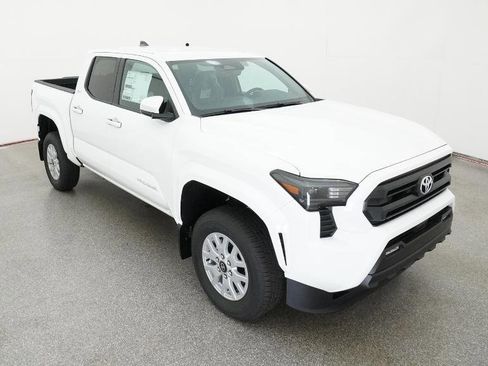 New 2026 Toyota Tacoma SR5 image 30