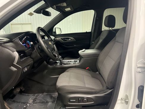 Certified 2023 Chevrolet Traverse LT image 12