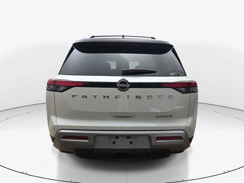 Used 2022 Nissan Pathfinder Platinum w/ Cargo Package FWD image 7