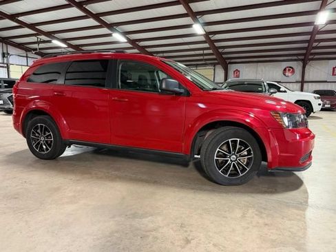 Used 2018 Dodge Journey SE w/ Popular Equipment Group FWD image 5