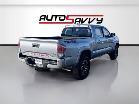 Used 2021 Toyota Tacoma TRD Sport w/ Technology Package image 7