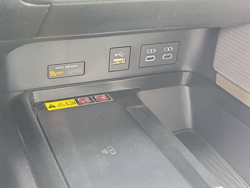 New 2026 Toyota Camry SE w/ Convenience Package FWD image 17