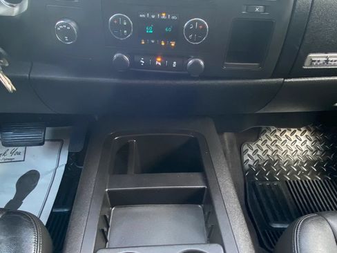 Used 2013 GMC Sierra 1500 SLE AWD/4WD image 11