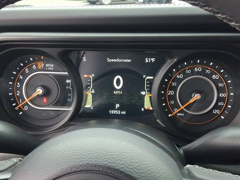 Certified 2026 Jeep Gladiator Mojave AWD/4WD image 26