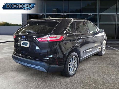 Certified 2024 Ford Edge SEL w/ Convenience Package AWD/4WD image 5