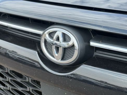Used 2024 Toyota 4Runner SR5 AWD/4WD image 7