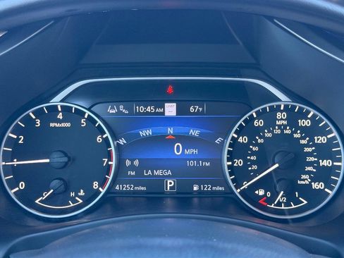 Used 2022 Nissan Murano Platinum w/ Cargo Package image 23