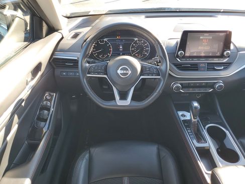 Used 2024 Nissan Altima 2.5 SR image 21
