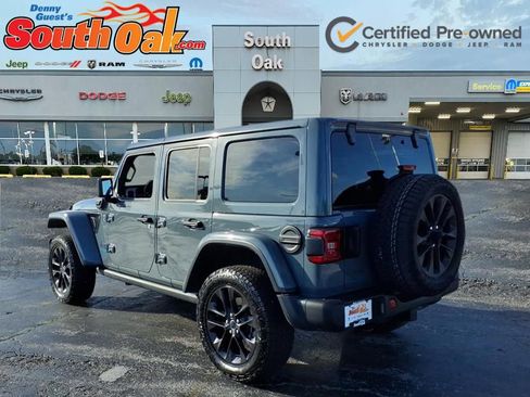 Certified 2025 Jeep Wrangler Unlimited Sahara AWD/4WD image 3