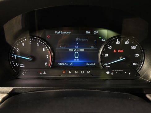 Used 2020 Ford Explorer XLT w/ Equipment Group 202A AWD/4WD image 25
