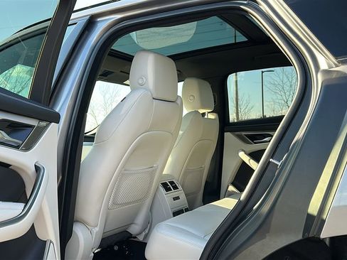 Used 2025 Jaguar F-PACE R-Dynamic S image 22