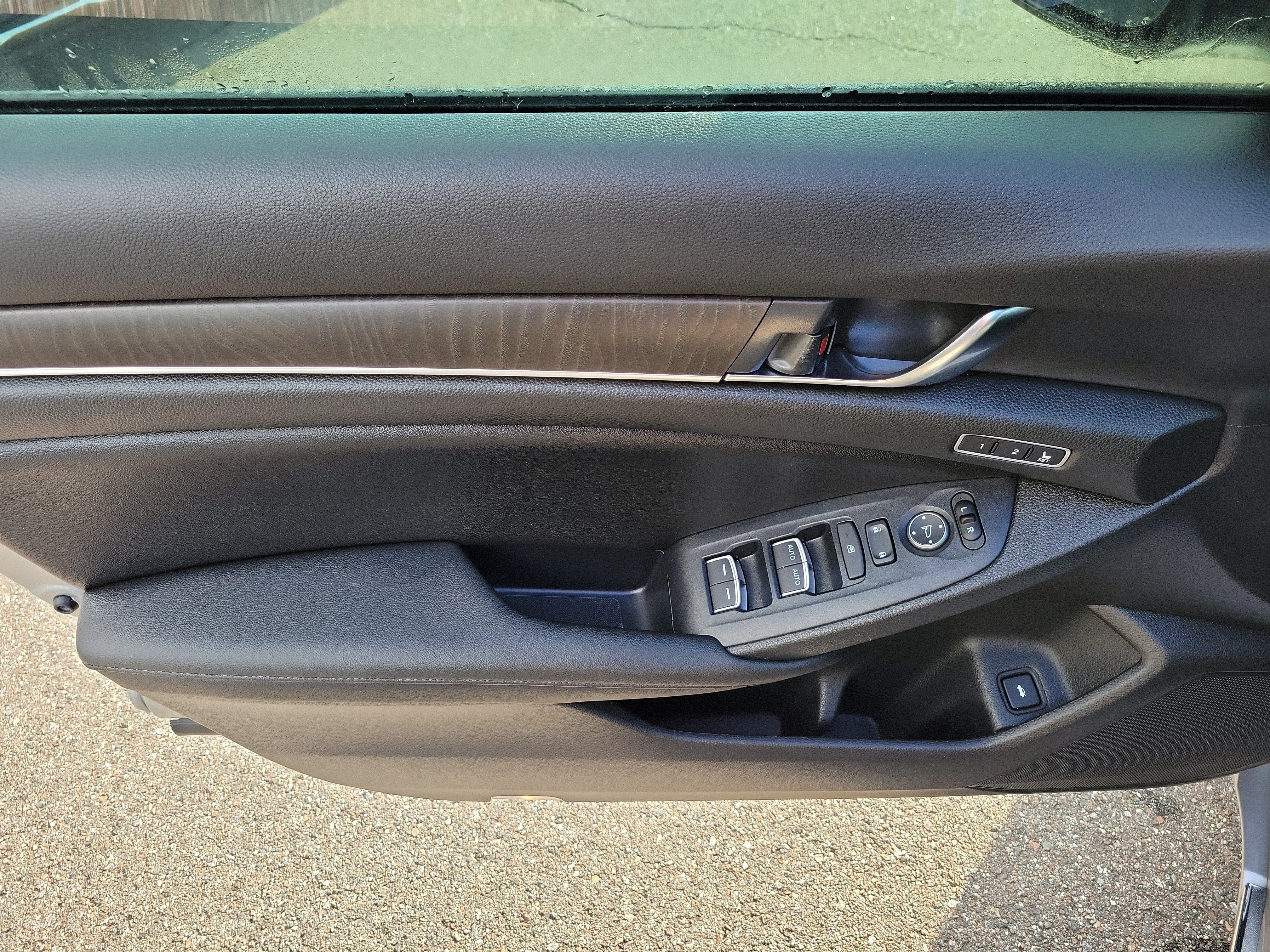 Used 2020 Honda Accord Touring image 19