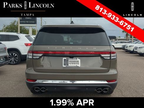 Certified 2025 Lincoln Aviator Reserve RWD image 5