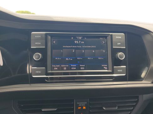 Used 2024 Volkswagen Jetta Sport image 21