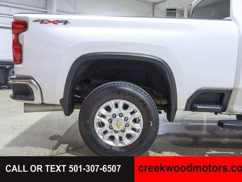 Used 2022 Chevrolet Silverado 2500 LTZ w/ Safety Package AWD/4WD image 32
