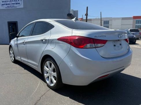 Used 2012 Hyundai Elantra Limited w/ Technology Pkg 5 FWD image 5