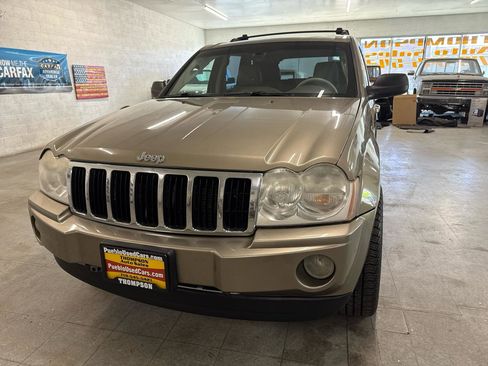 Used 2005 Jeep Grand Cherokee Limited image 99
