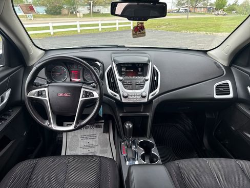Used 2017 GMC Terrain SLE w/ Convenience Package AWD/4WD image 5