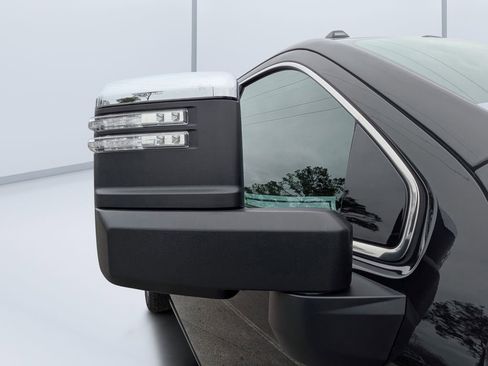 Used 2021 GMC Sierra 2500 Denali w/ Denali Ultimate Package image 11