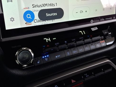 Used 2023 Toyota Tundra Limited w/ TRD Off-Road Package image 18