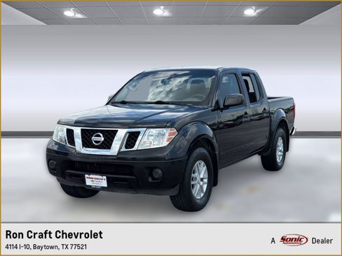 Used 2020 Nissan Frontier SV RWD image 1