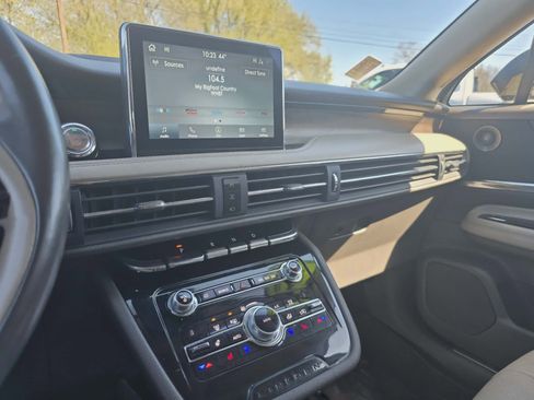 Used 2020 Lincoln Corsair Reserve w/ Elements Package AWD/4WD image 24