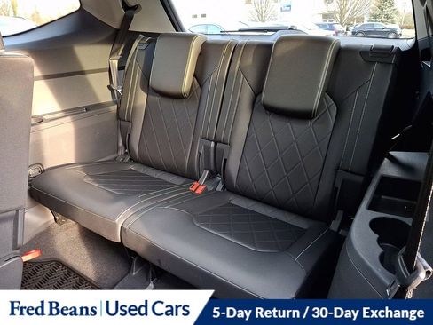 Certified 2025 Volkswagen Atlas SEL Premium R-Line image 14