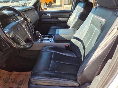 Used 2016 Ford Expedition Platinum AWD/4WD image 22