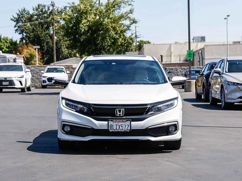 Used 2019 Honda Civic Touring image 6