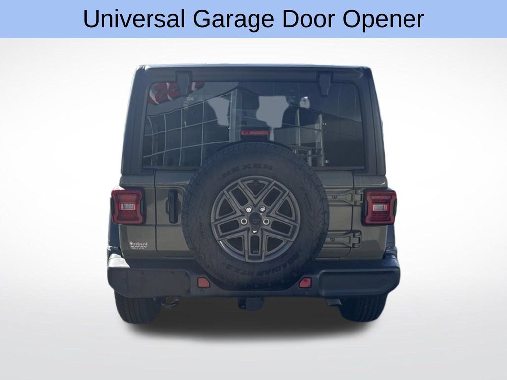Used 2026 Jeep Wrangler Sport AWD/4WD image 6