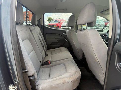 Used 2020 Chevrolet Colorado LT w/ LT Convenience Package RWD image 4