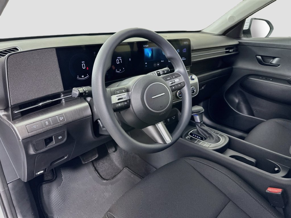 New 2027 Hyundai Kona SE FWD image 9