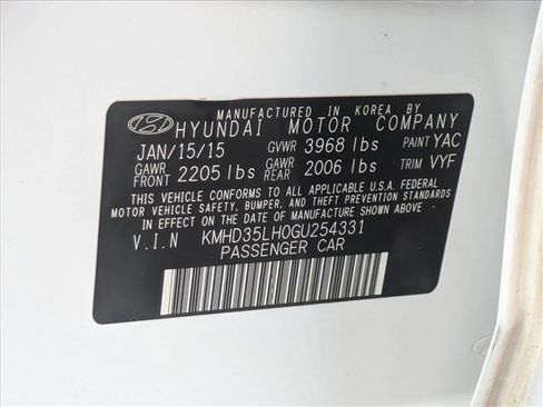 Used 2016 Hyundai Elantra GT image 22