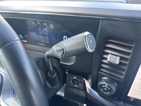 Used 2023 Ford F250 Lariat w/ Lariat Ultimate Package image 19