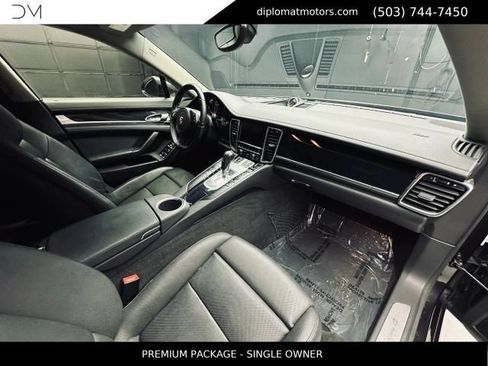 Used 2014 Porsche Panamera 4 AWD/4WD image 18