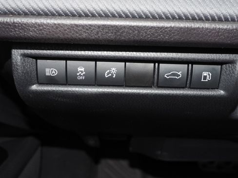 Used 2025 Toyota Camry SE image 24