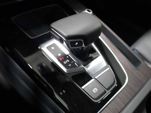 Certified 2024 Audi Q5 2.0T Premium image 26