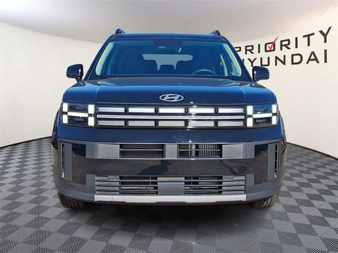 Used 2024 Hyundai Santa Fe SEL image 2