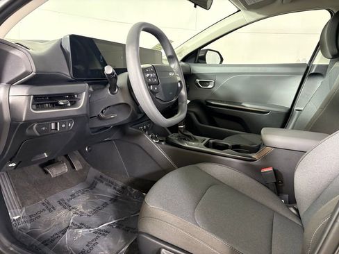 New 2026 Kia K4 LXS image 21