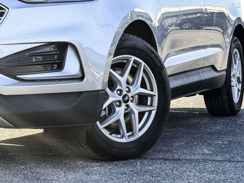 Used 2024 Ford Edge SEL AWD/4WD image 2